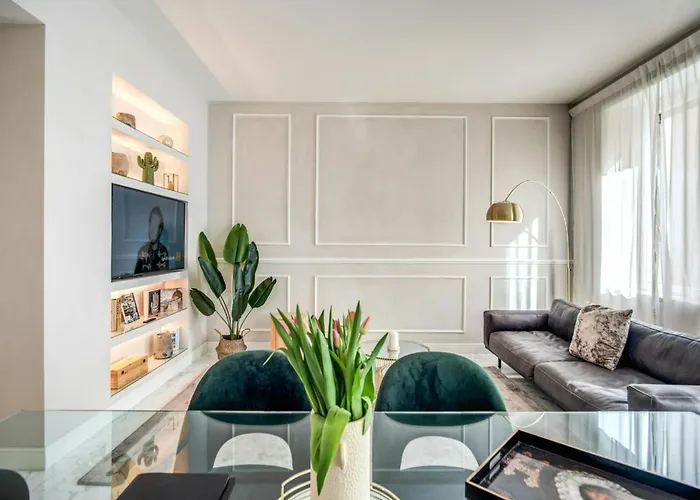 Golden Horizon Luxury 3bd Apartment Rom